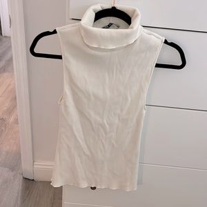 ZARA SLEEVELESS TURTLE NECK